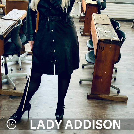 Lady Addison als strenge Lehrerin, Femdom, soft BDSM, Schüler, Fetisch, Strafe